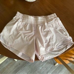 hotty hot low-rise lined short 4"